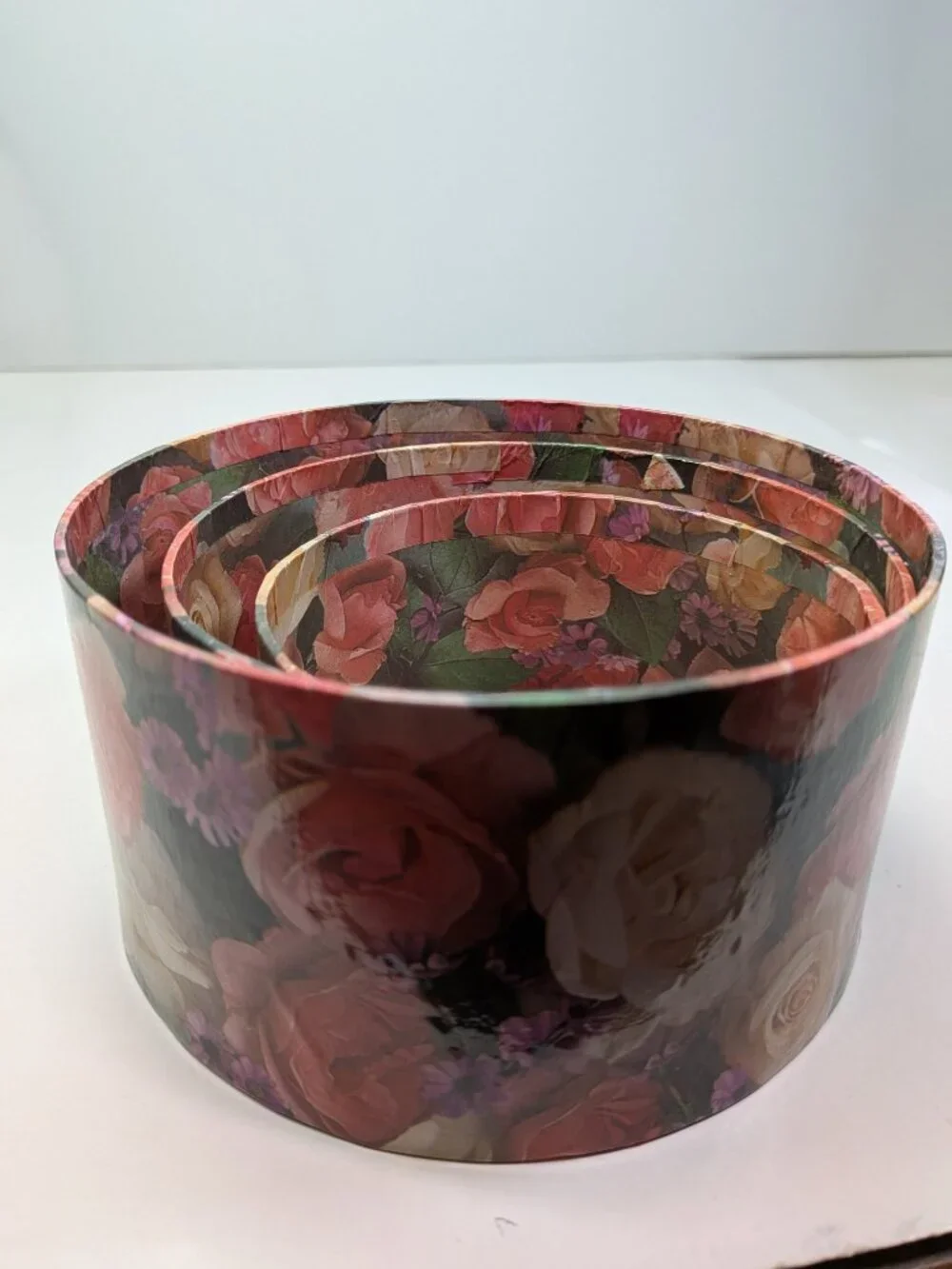 Vintage Floral Nesting Hat Boxes Set of 3 Round Cardboard Stacking Storage